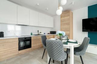 Modern Apartment with AC near Lake Malta by Noclegi Renters - Poznan - 1