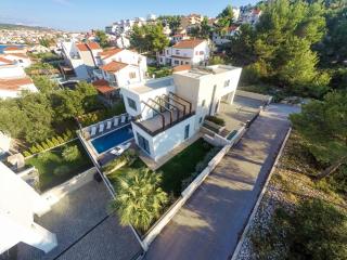 Villa with 2 pools, and sauna SUNCE - Trogir - 9