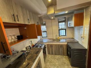 Luxe Loft - 4