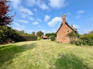 The Old Cottage - Sudbourne, near Orford - 5