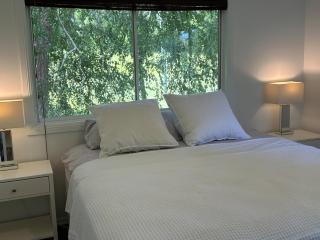 North Bank Cottage - 8