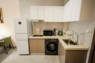 Luxury 1-Bedroom Apartment - Kigali - 8