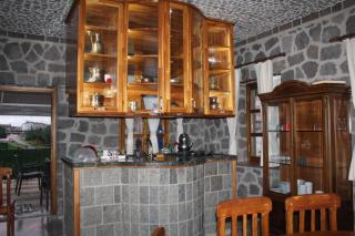 Bahçeli Taş Villa - 1