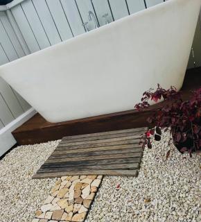 Cottage Charm Adorable, Cute with Outdoor Bath - Christchurch - 4