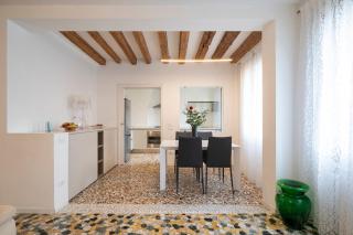 Stupendo Luxury Apartment Canal & Garden View - Venice - 4