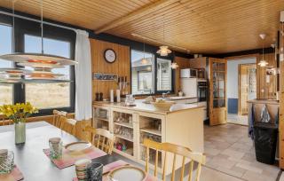 5 Bedroom Lovely Home In Saltum - Saltum - 4