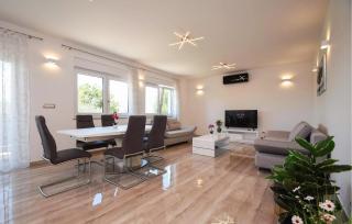 Nice Apartment In Starigrad With Wifi - Punta - 3