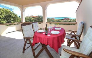 1 Bedroom Stunning Apartment In Mandre - Mandre - 0