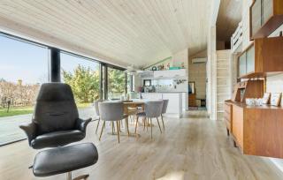 Stunning Home In Dronningmølle - Dronningmølle - 1