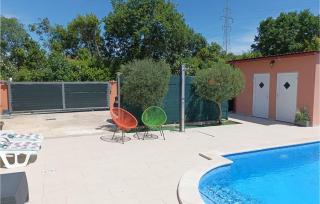 Cozy Apartment In Pula With Outdoor Swimming Pool - 2