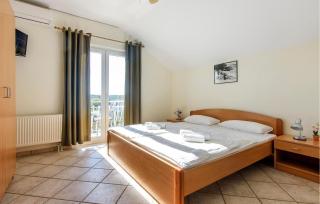 Lovely Apartment In Jezera With Wifi - Jezera - 8