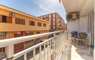 Beautiful Apartment In Torrevieja - Torrevieja - 9