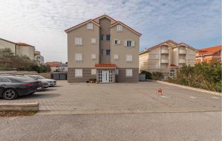 Awesome Apartment In Novalja With Wifi - Novalja - 5