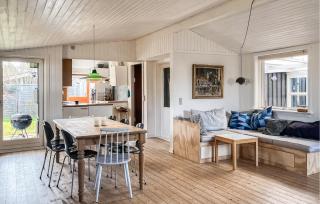 4 Bedroom Beautiful Home In Fårevejle - Fårevejle - 9