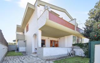 3 Bedroom Gorgeous Home In Lavinio - Casale Vignarola - 4