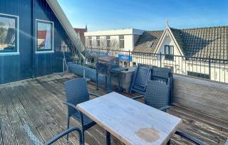 Beautiful Apartment In Hippolythushoef - 1