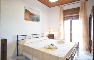 Amazing Home In Frazione Cosentini - Cosentini - 6