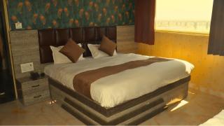 Ganga Riverfront Rooms And Banquet - Prayagraj - 6