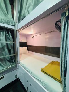 New Address Dormitory -1 min-Seepz Metro Station - Mumbai - 6