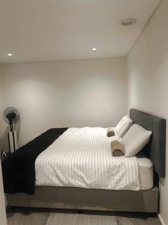 Morden 1 bedroom in Woodstock - Kapstadt - 1