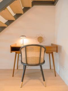 Chic 1BR Duplex w/AC Santa Catarina | By Airnest - Lissabon - 5