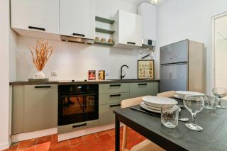 Flora - Hypercentral City trip Cozy - by TGB - 9