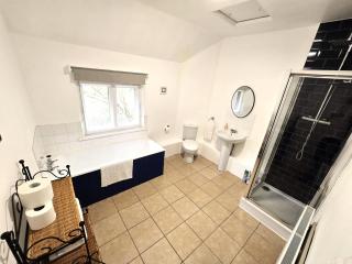 North Lodge South - Knebworth - 3