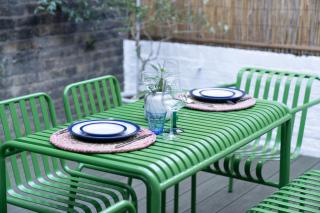 Maida Vale 2BR Stylish Garden Apt Walk tube - London - 2