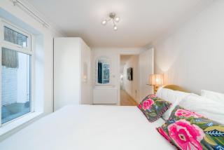 Niru Experience Stylish Garden Getaway - Londra - 1