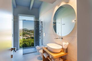 Uefio - Luxury Suites - 1