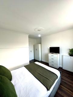 Spacious 4- Bedroom Flat! Kings cross, St Pancras - Londra - 3