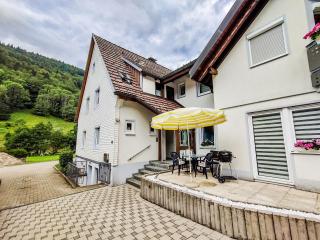 Ferienwohnung Ella, 95qm, Terrasse - 2