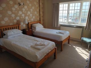 Royal Norfolk & Suffolk Yacht Club - Lowestoft - 2