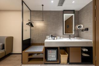 Atour Hotel Guangzhou Yuexiu Taojin Subway Station - Canton - 7