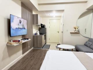 Near IT Park Cebu! Minimalist and Spacious with 300 mbps WiFi, Gym & Pool - Città di Cebu - 7