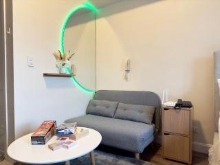 Near IT Park Cebu! Minimalist and Spacious with 300 mbps WiFi, Gym & Pool - Città di Cebu - 5