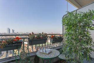 Skyline view Biancamano 1 bdr with balcony by Rentopolis - Milan - 2