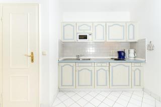 Westhof - List - 7