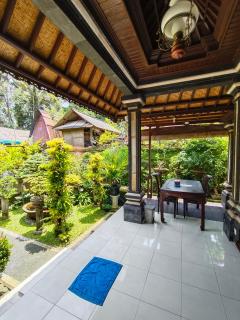 Rumah Keluarga Bali - Ubud - 8