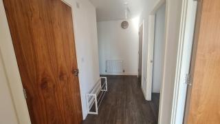 Riverside Apt- Sleeps 4 Parking & Transport Links - Barking - 1