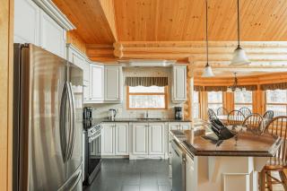 Fiddler Lake Resort Chalet 68 Deer with pool - 1