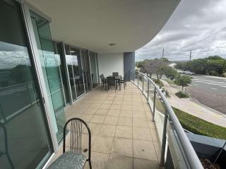 Seaside Sovereign Retreat - Caloundra - 1