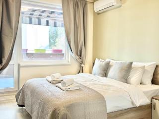 City Modern & Cozy Apartment for 4 Guests with Private Parking - Plovdiv - 9