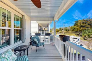 Livin' the Dream at 26th Ave N - 9