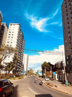 Condo in Lavington kilimani valley heights apartments on the 13th floor with washing machine - Nairobi - 3