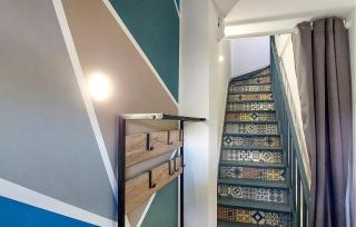 2 Bedroom Lovely Apartment In Vayres - 3