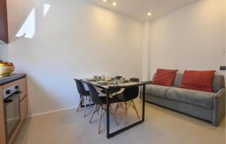 Stunning Apartment In Trappeto - 3