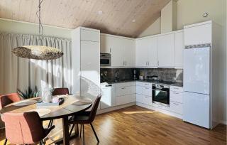 3 Bedroom Cozy Home In Grebbestad - Grebbestad - 5