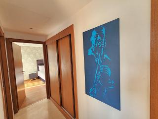 The 53 Gauthier by IB Signature - Stylish two-Bedroom flat - Wifi, Self Check-in, Day and Night Security, close to all facilities - 5