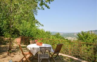 Gorgeous Apartment In Radicondoli - 9